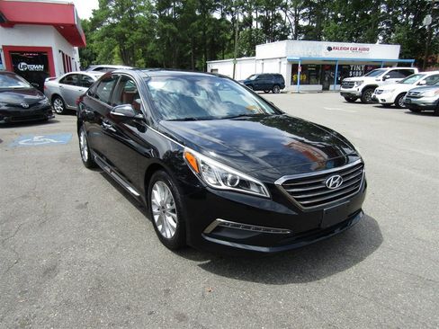 Used 2015 Hyundai Sonata Limited w/ Option Group 05 FWD image 9