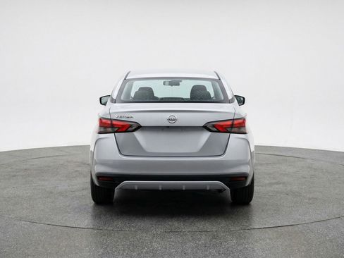 Used 2025 Nissan Versa SV FWD image 7