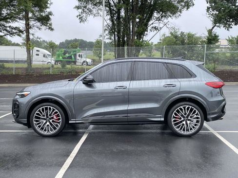 Certified 2025 Audi SQ5 Premium Plus AWD/4WD image 4