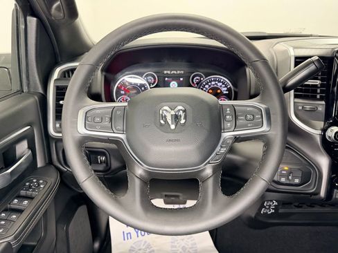 Used 2025 RAM 2500 Big Horn AWD/4WD image 16