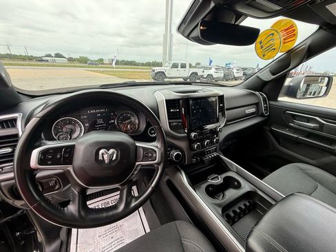 Used 2022 RAM 1500 Lone Star AWD/4WD image 12