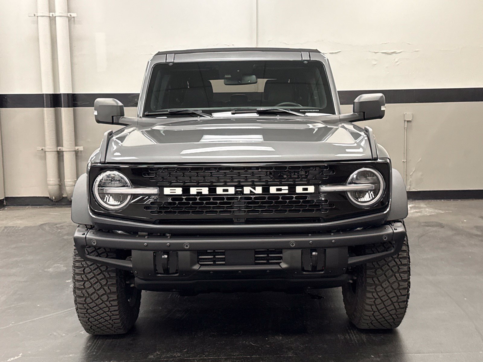 Used 2024 Ford Bronco Wildtrak AWD/4WD image 3
