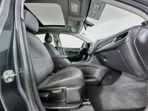 Used 2018 Chevrolet Equinox LT w/ Sun & Infotainment Package AWD/4WD image 29
