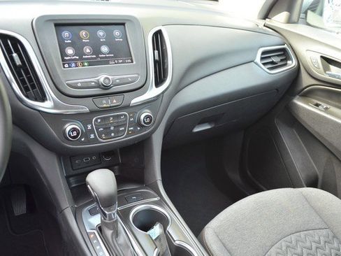 Used 2024 Chevrolet Equinox LT image 24