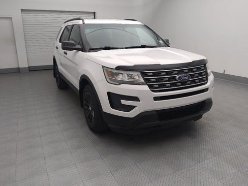 Used 2017 Ford Explorer 4WD image 14