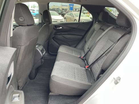 Used 2024 Chevrolet Equinox LT AWD/4WD image 10