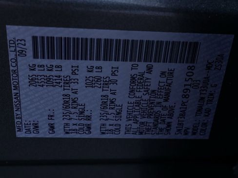 Used 2023 Nissan Rogue SV image 33