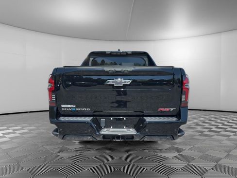 Used 2024 Chevrolet Silverado EV RST AWD/4WD image 8