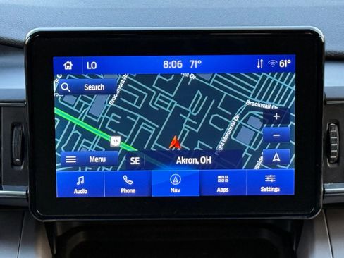 Used 2023 Ford Explorer XLT w/ Equipment Group 202A AWD/4WD image 22