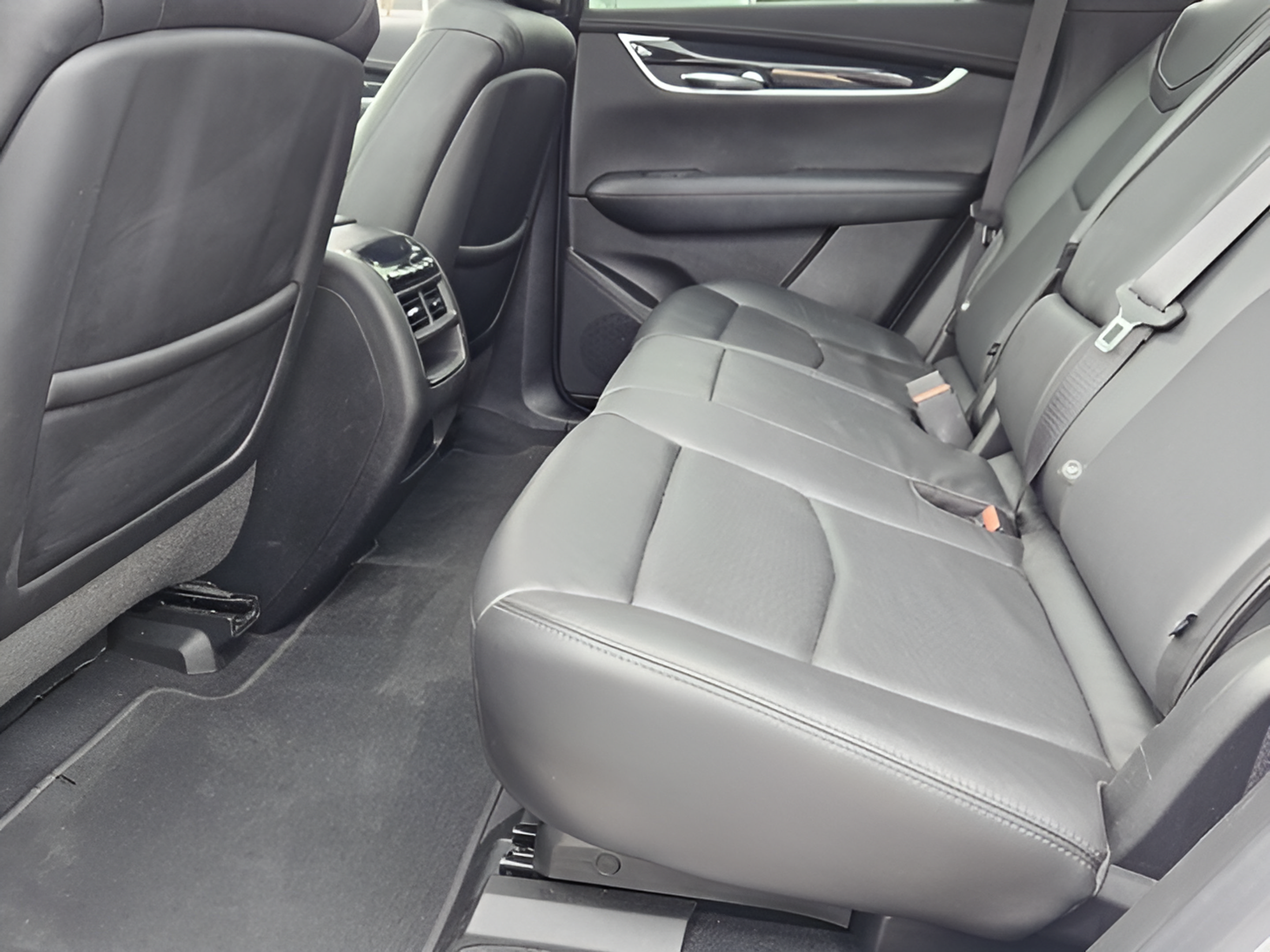 Used 2020 Cadillac XT5 Premium Luxury AWD/4WD image 7
