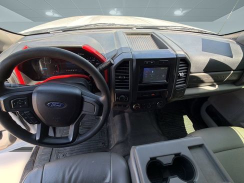 Used 2018 Ford F250 XL w/ Power Equipment Group AWD/4WD image 4