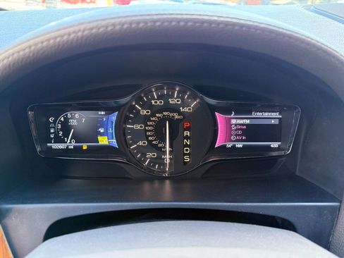 Used 2013 Lincoln MKX Base AWD 4dr SUV image 28