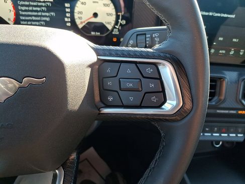 Certified 2025 Ford Mustang Coupe image 21