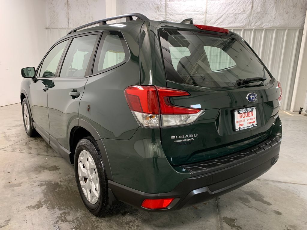 Used 2022 Subaru Forester AWD/4WD image 6