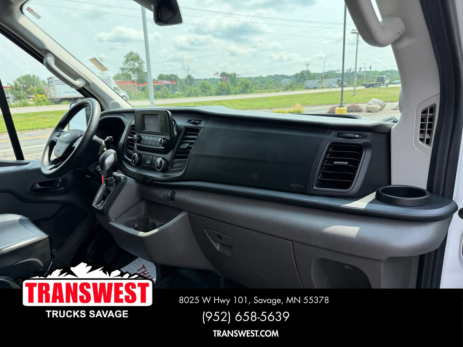 Used 2025 Ford Transit 250 148 Medium Roof Extended AWD image 6