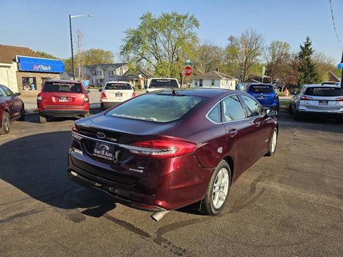 Used 2018 Ford Fusion SE w/ Equipment Group 602A FWD image 11