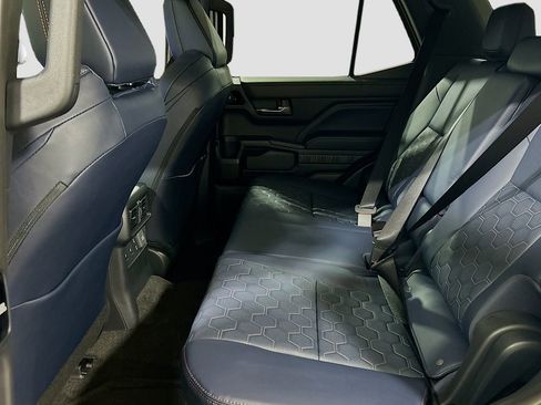 New 2026 Toyota 4Runner Platinum AWD/4WD image 24