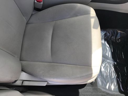 Used 2014 Subaru Crosstrek 2.0i Limited w/ Popular Package #1 image 9