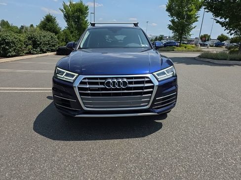 Used 2019 Audi Q5 2.0T Premium Plus w/ Premium Plus Package AWD/4WD image 2