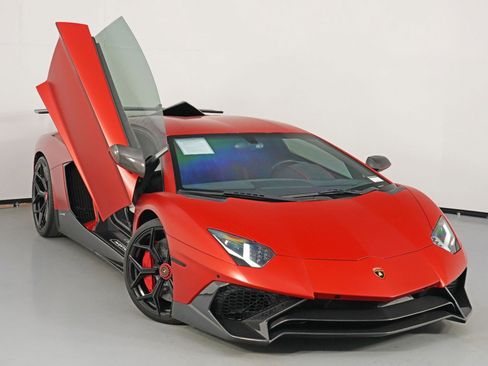 Used 2017 Lamborghini Aventador S image 67