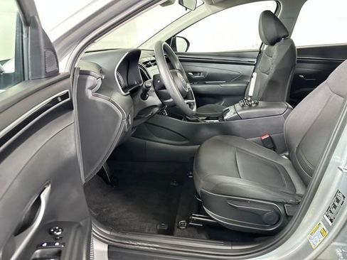 Certified 2024 Hyundai Tucson SE AWD/4WD image 11