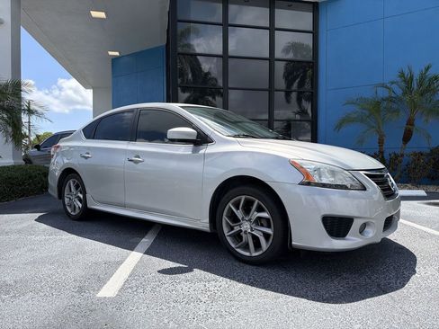 Used 2013 Nissan Sentra SR FWD image 18