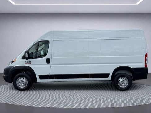 Used 2021 RAM ProMaster 2500 FWD image 3