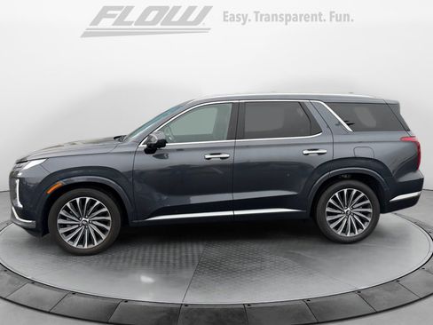 Used 2024 Hyundai Palisade Calligraphy image 5