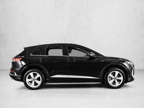 Used 2023 Audi Q4 e-tron Premium AWD/4WD image 4