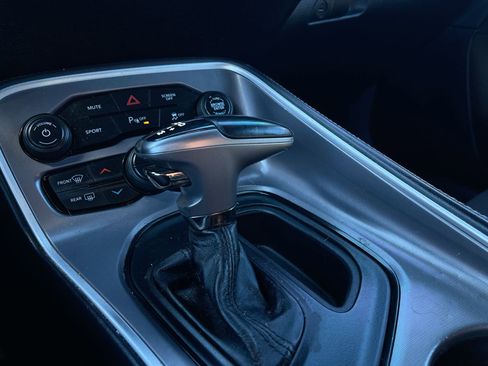 Used 2020 Dodge Challenger GT image 37