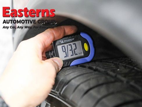 Used 2020 Nissan Rogue SL w/ Premium Package image 29