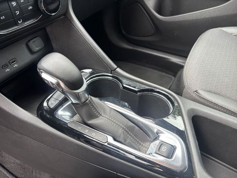 Used 2025 Buick Encore GX Preferred FWD image 42