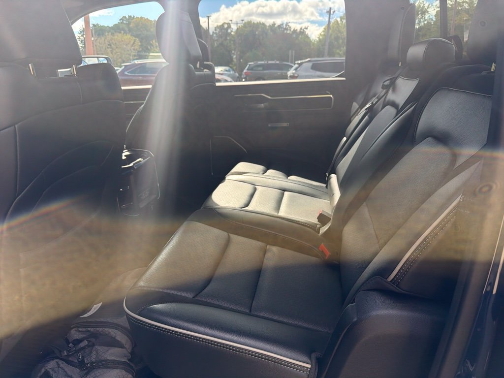 Used 2021 RAM 1500 Laramie w/ Sport Appearance Package AWD/4WD image 29