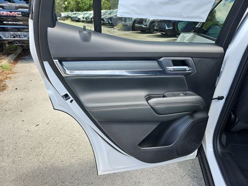 New 2026 GMC Terrain Elevation w/ LPO, Floor Liner Package image 10