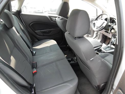 Used 2014 Ford Fiesta SE FWD image 20