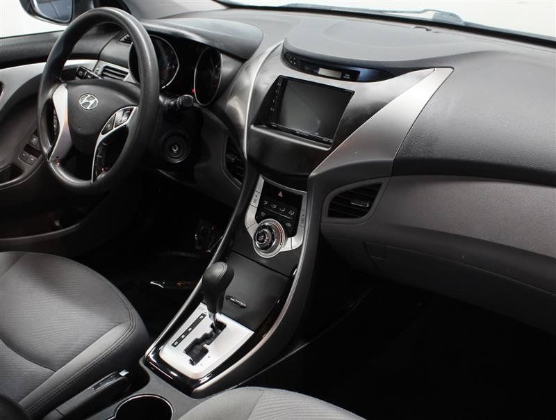 Used 2013 Hyundai Elantra GLS FWD image 10