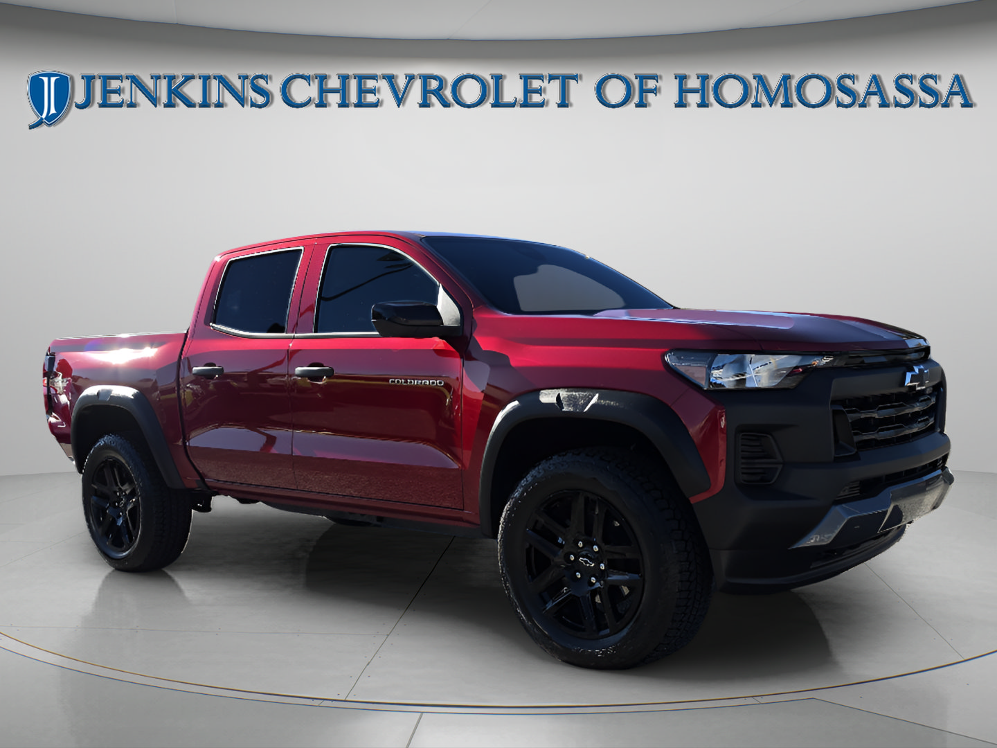 Used 2024 Chevrolet Colorado Trail Boss w/ Technology Package AWD/4WD image 2
