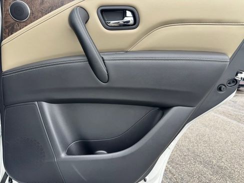 Used 2024 INFINITI QX80 Premium Select w/ Cargo Package AWD/4WD image 29