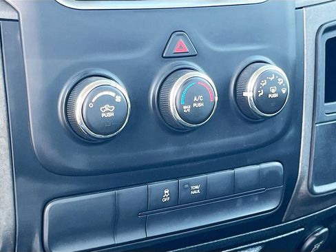 Used 2013 RAM 1500 Express RWD image 14