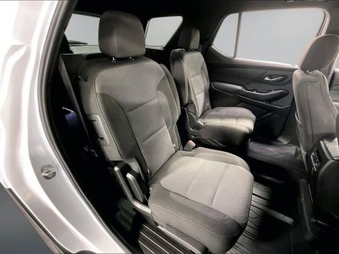 Used 2023 Chevrolet Traverse LT w/ LPO, Floor Liner Package AWD/4WD image 24
