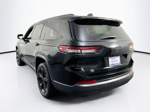 Used 2023 Jeep Grand Cherokee L Laredo AWD/4WD image 7