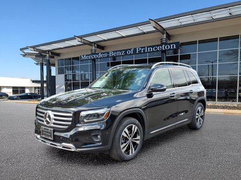 Certified 2025 Mercedes-Benz GLB 250 4MATIC image 7