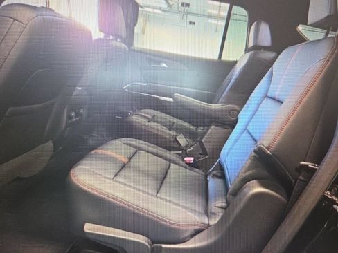 Used 2026 Chevrolet Traverse RS w/ LPO, Cargo Package AWD/4WD image 18
