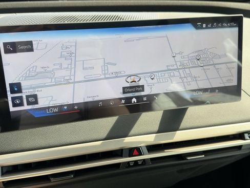 Used 2025 BMW iX xDrive50 w/ Sport Package image 11