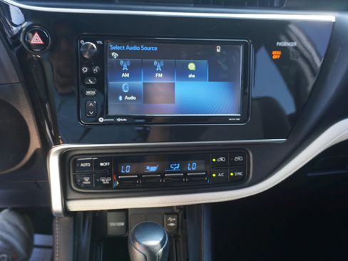 Used 2018 Toyota Corolla iM FWD image 26