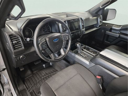Used 2017 Ford F150 XLT w/ Equipment Group 302A Luxury AWD/4WD image 10