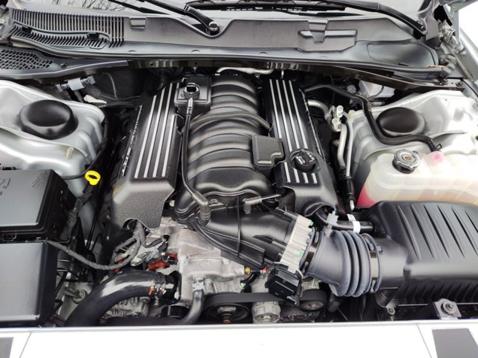 Used 2023 Dodge Challenger R/T Scat Pack w/ Plus Package RWD image 9