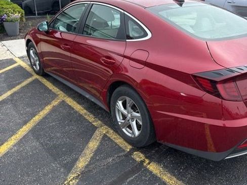 Used 2023 Hyundai Sonata SE w/ Cargo Package FWD image 3