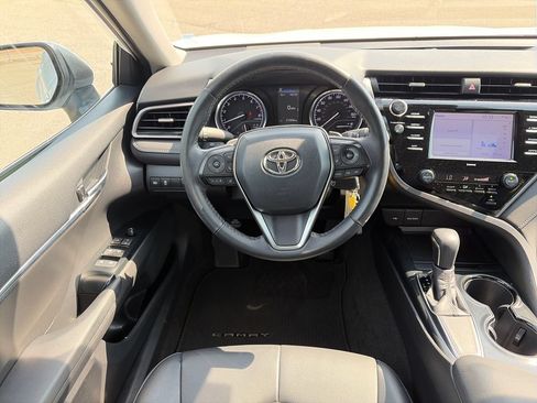 Used 2020 Toyota Camry SE FWD image 13