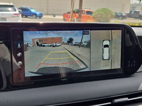 Used 2024 Hyundai Palisade Limited image 18